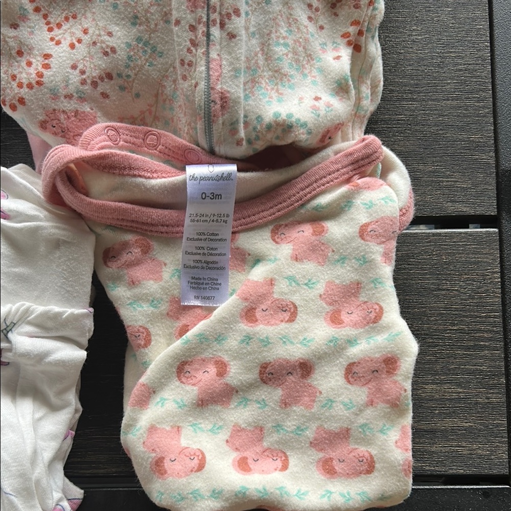 Assorted brand baby girl clothes - Picture 7 of 10